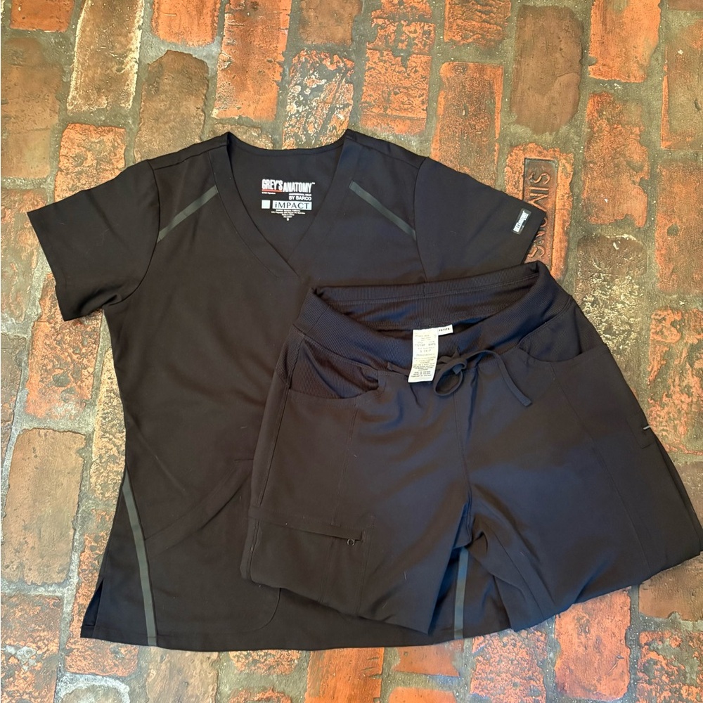 Grey's Anatomy Scrub Top & Cherokee Scrub Pant